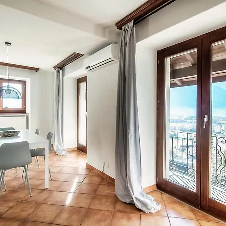 Lilia By Quokka 360 - Large Flat With Panoramic View Of Locarno Appartement Gordola